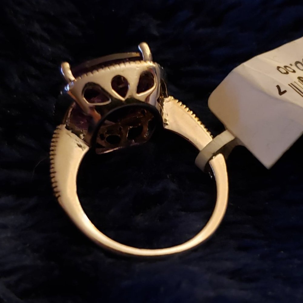 Amethyst (3/4 ct. t.w.) & Diamond Accent Ring- Size 6- With FREE SHIPPING! - Picture 4 of 16